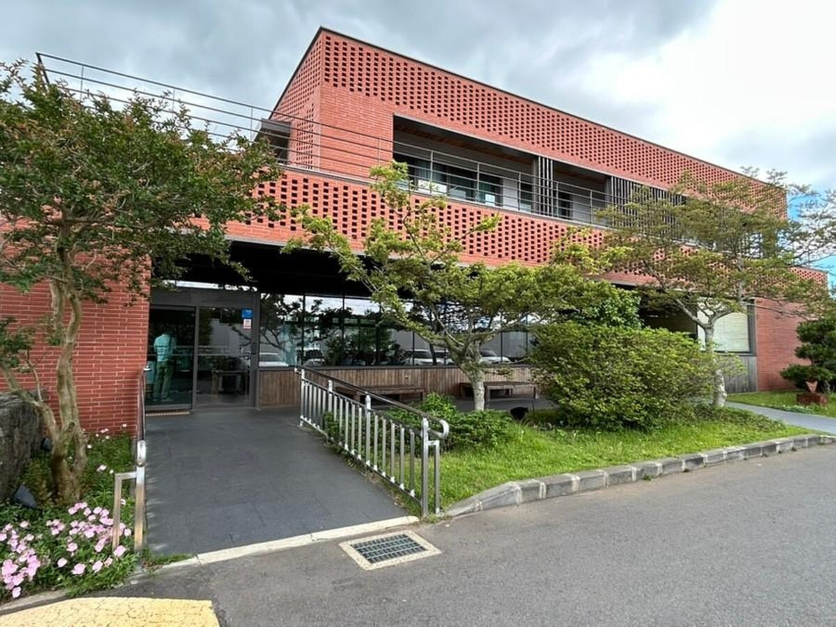 白湯匙代表鄭鎬泳主廚所經營的日式料理餐廳Udon Caden(Photo/翻攝自Naver Map)。