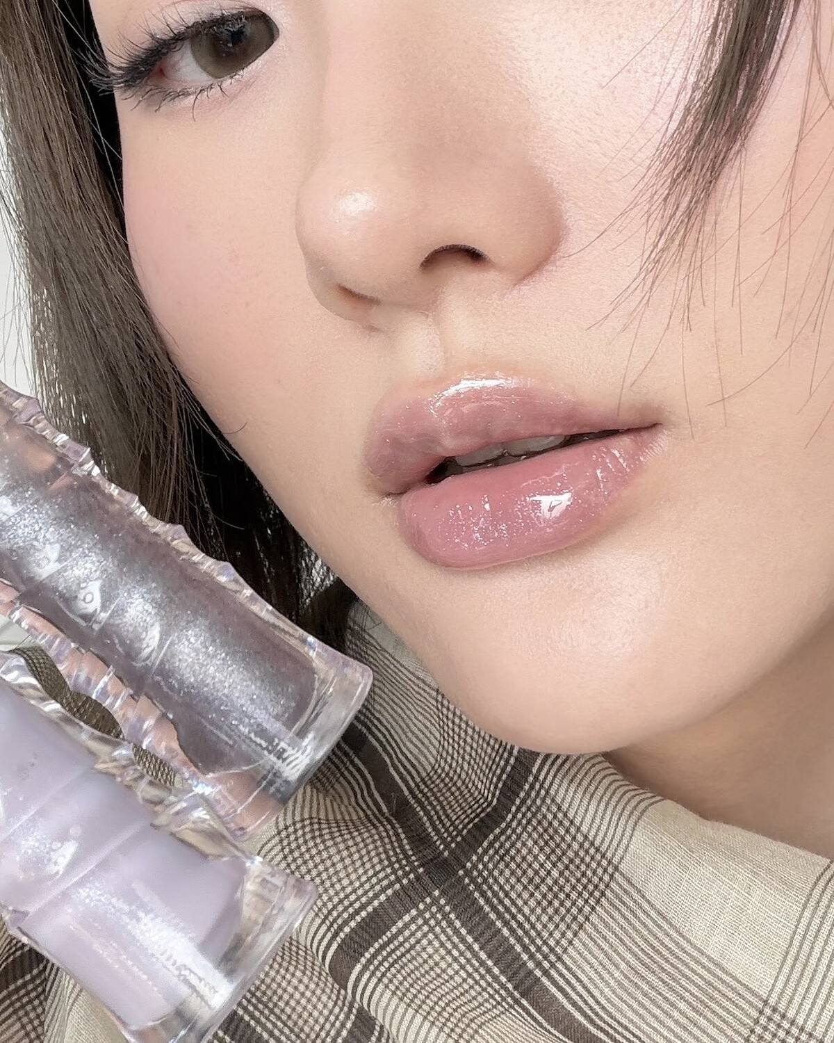 Risky Be Bold 唇釉 #KYO 疊擦 #PIPI 試色，Photo/ IG @riskybeauty_official