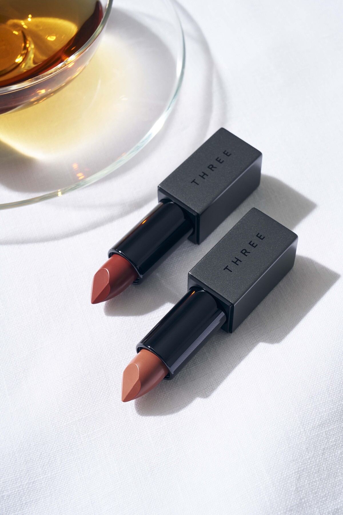 THREE 2026 春日茶語系列：夢幻柔光唇膏，NT1,300