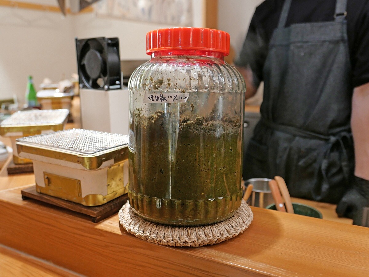 「大葉胡椒醬」，靈感則來自 Eden 在福岡吃烤魚定食的經驗。