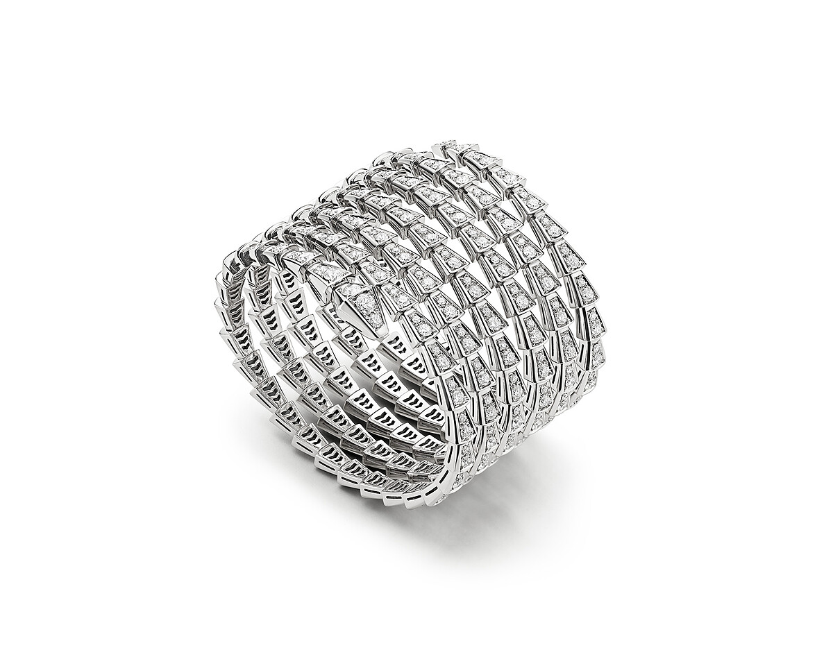 BVLGARI SERPENTI系列 頂級鑽石手環 頂級白K金手環，鑲嵌密鑲鑽石(D-F IF-VVS總重約13.93克拉)。