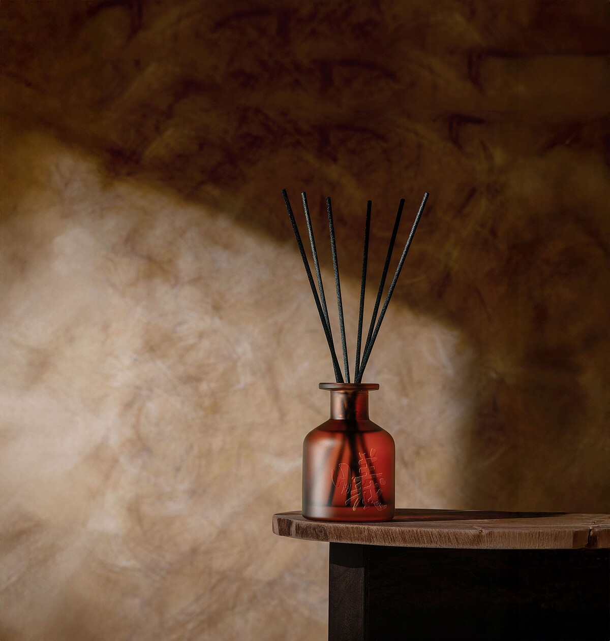 《香遇山重奏》情境香氛系列，即日起至3月4日，享新品88折優惠，加贈擴香棒一組。