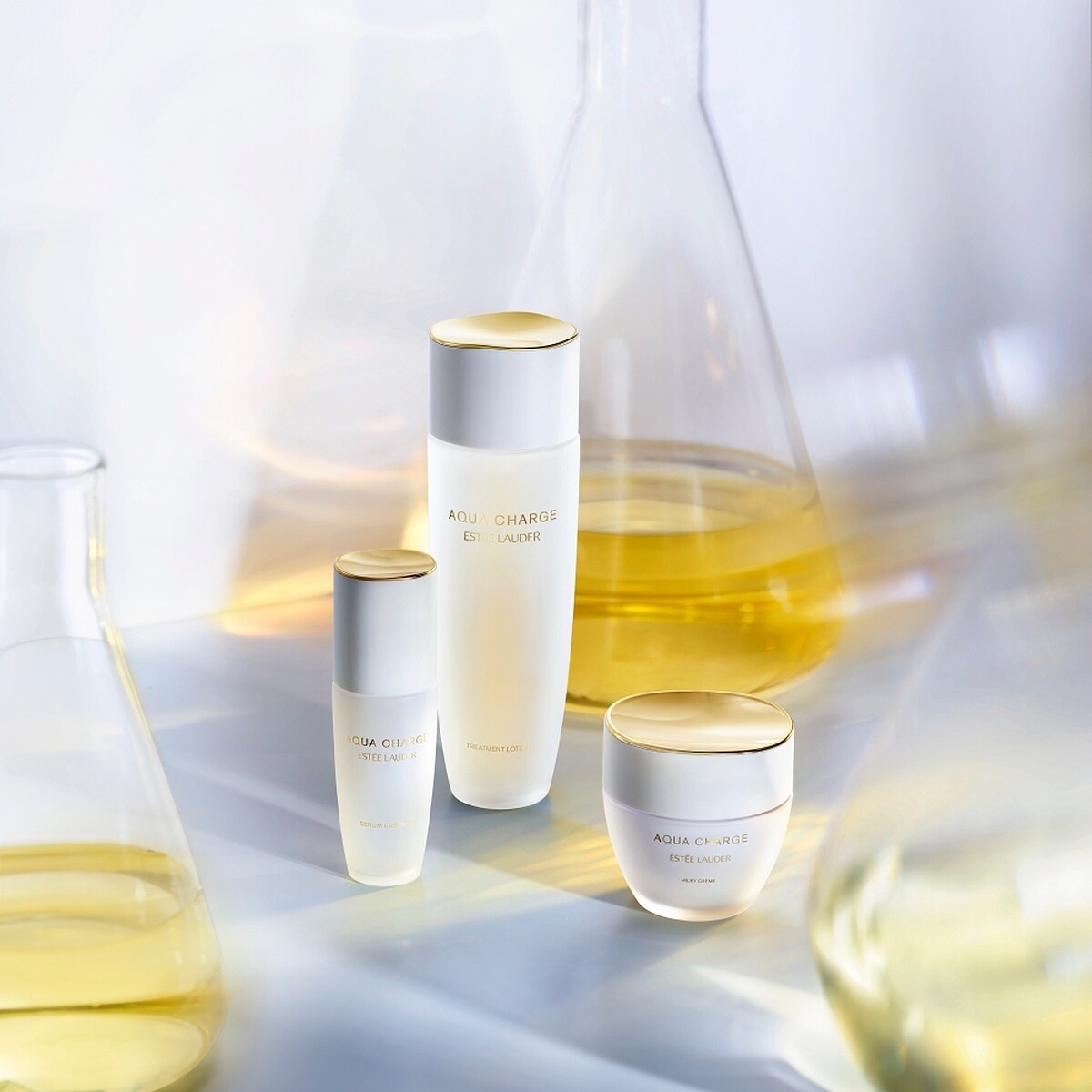 雅詩蘭黛超級米酵萃取技術。