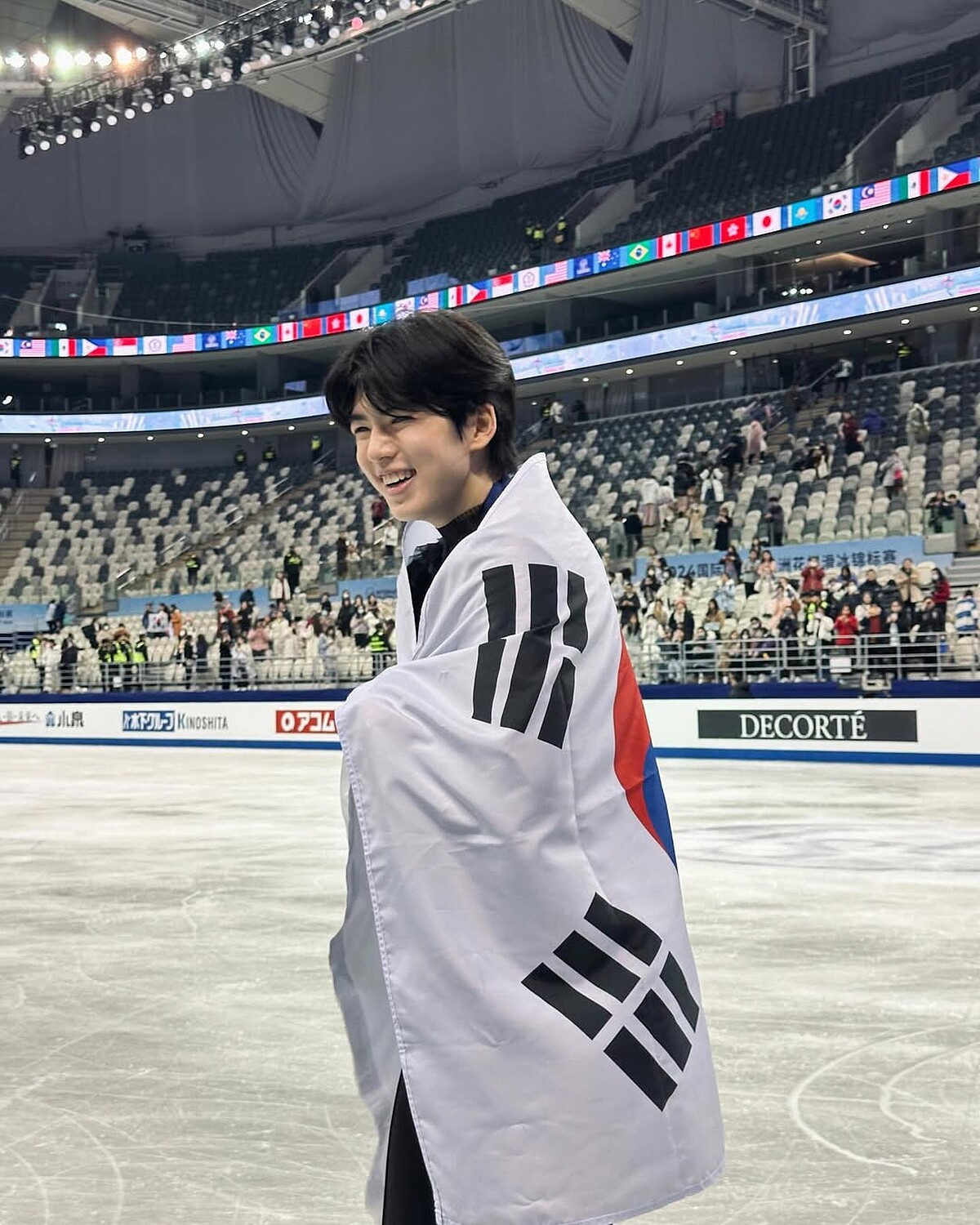 Photo / IG@jun_july_august