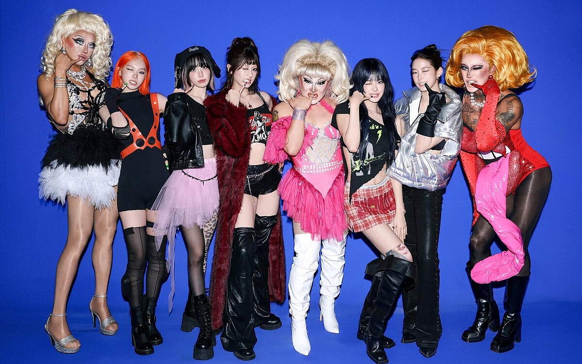 LE SSERAFIM 邀請變裝藝術家同台表演〈SPAGHETTI〉