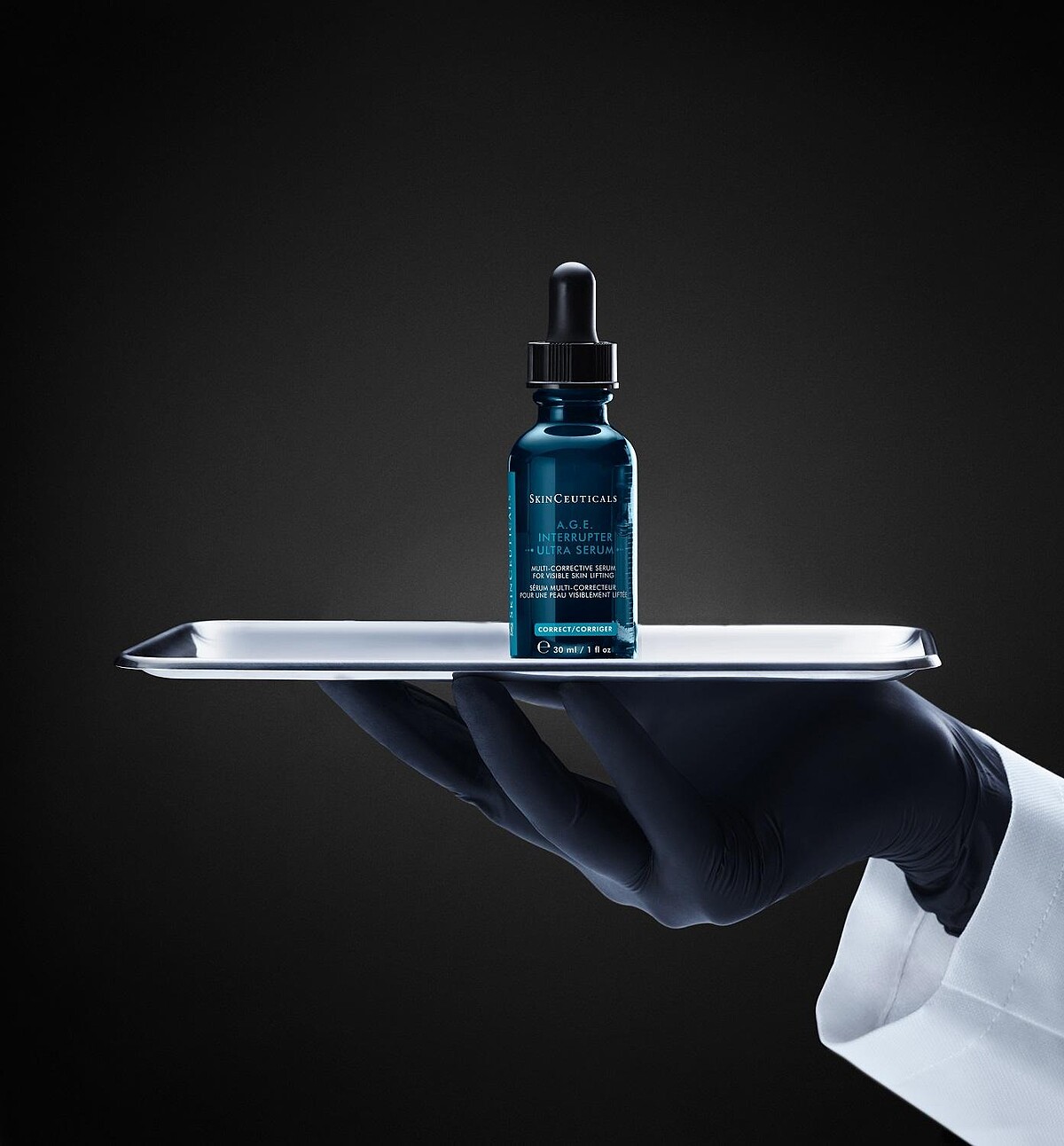 修麗可「A.G.E. 極效賦活緊緻精華」