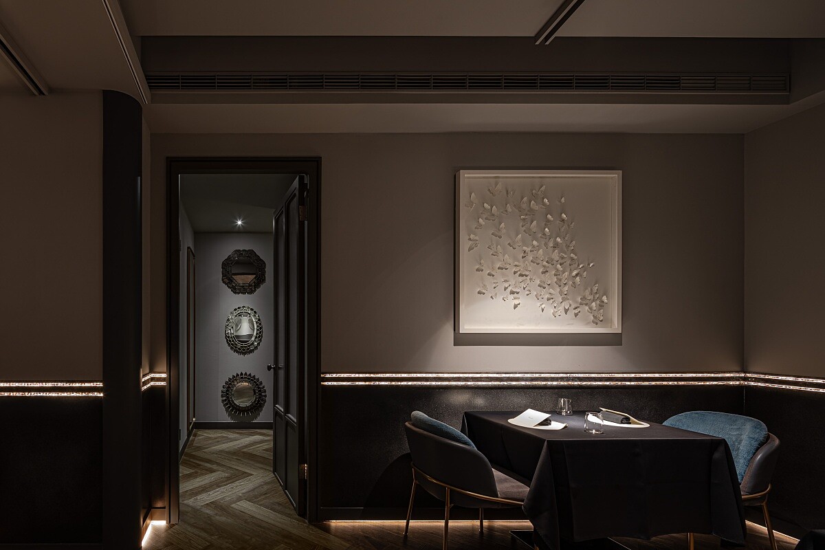 《臺灣米其林》一星餐廳「de nuit」用餐空間。
