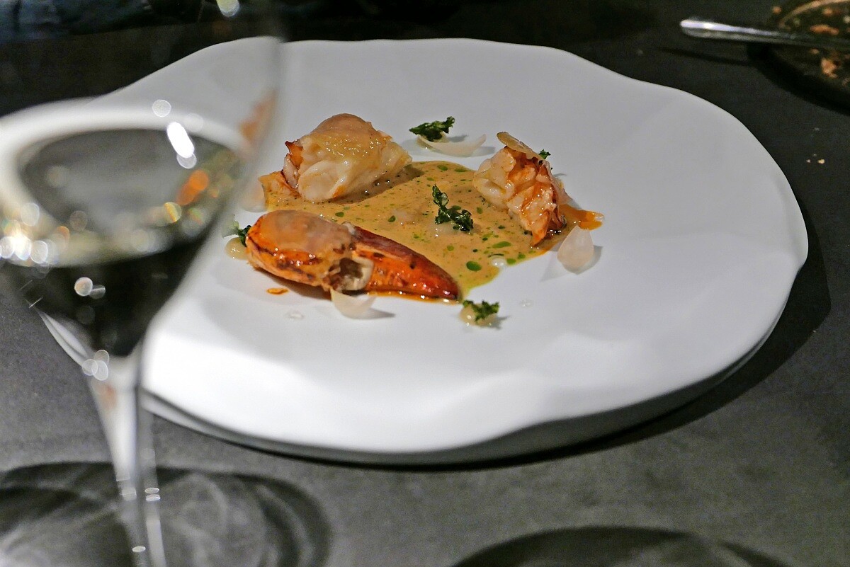 主菜「波士頓龍蝦｜薑｜龍蒿」。