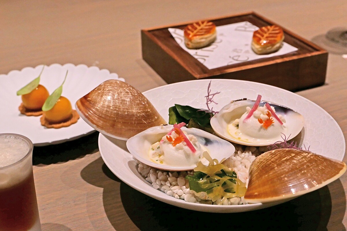 開場的三款小點幾乎就是整季菜單概念的縮影。