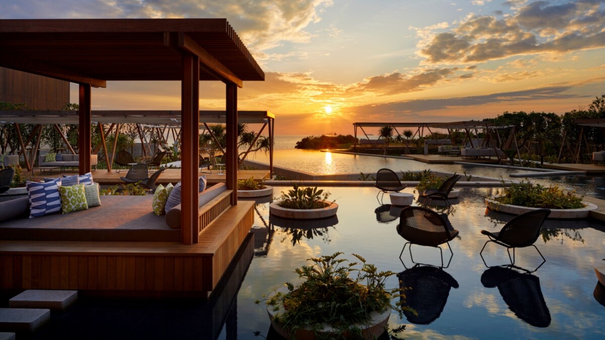 【奢華住一晚】星野集團頂級據點「虹夕諾雅沖繩」6大亮點開箱！古城堡內的全海景客房、坐擁日本最大海邊咖啡廳