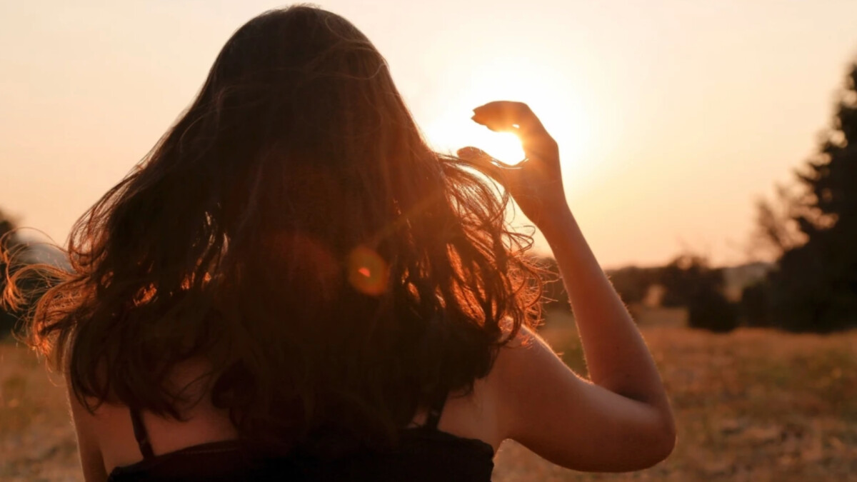 3/1-3/7上升星座運勢！處女座滿月月蝕登場，水逆雙魚請放慢步調