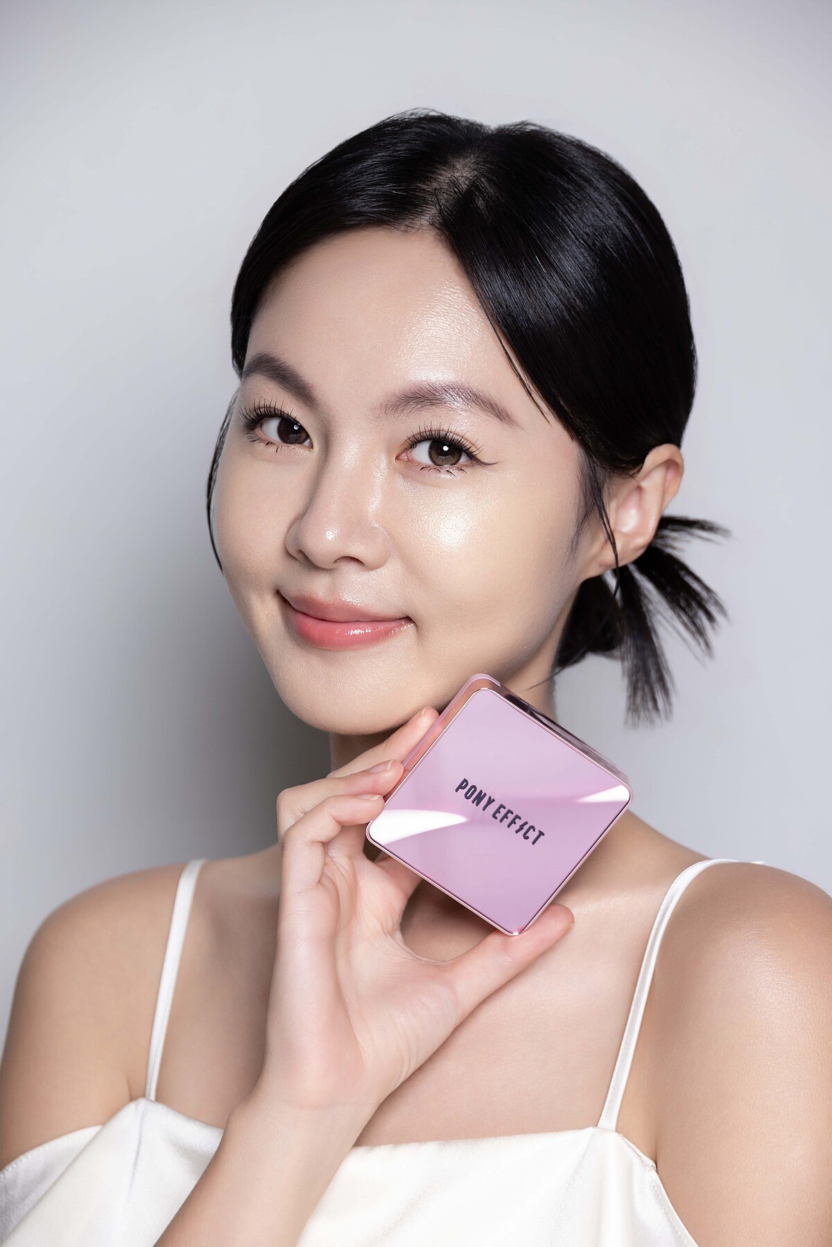 PONY EFFECT 極水透光氣墊粉餅升級版 SPF50+PA++++ 15g*2 NT1,380