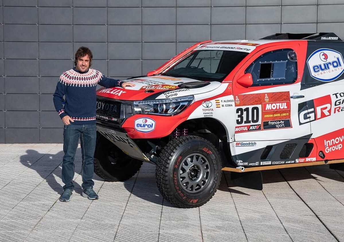 愛車的阿隆索，越野賽也是最愛。