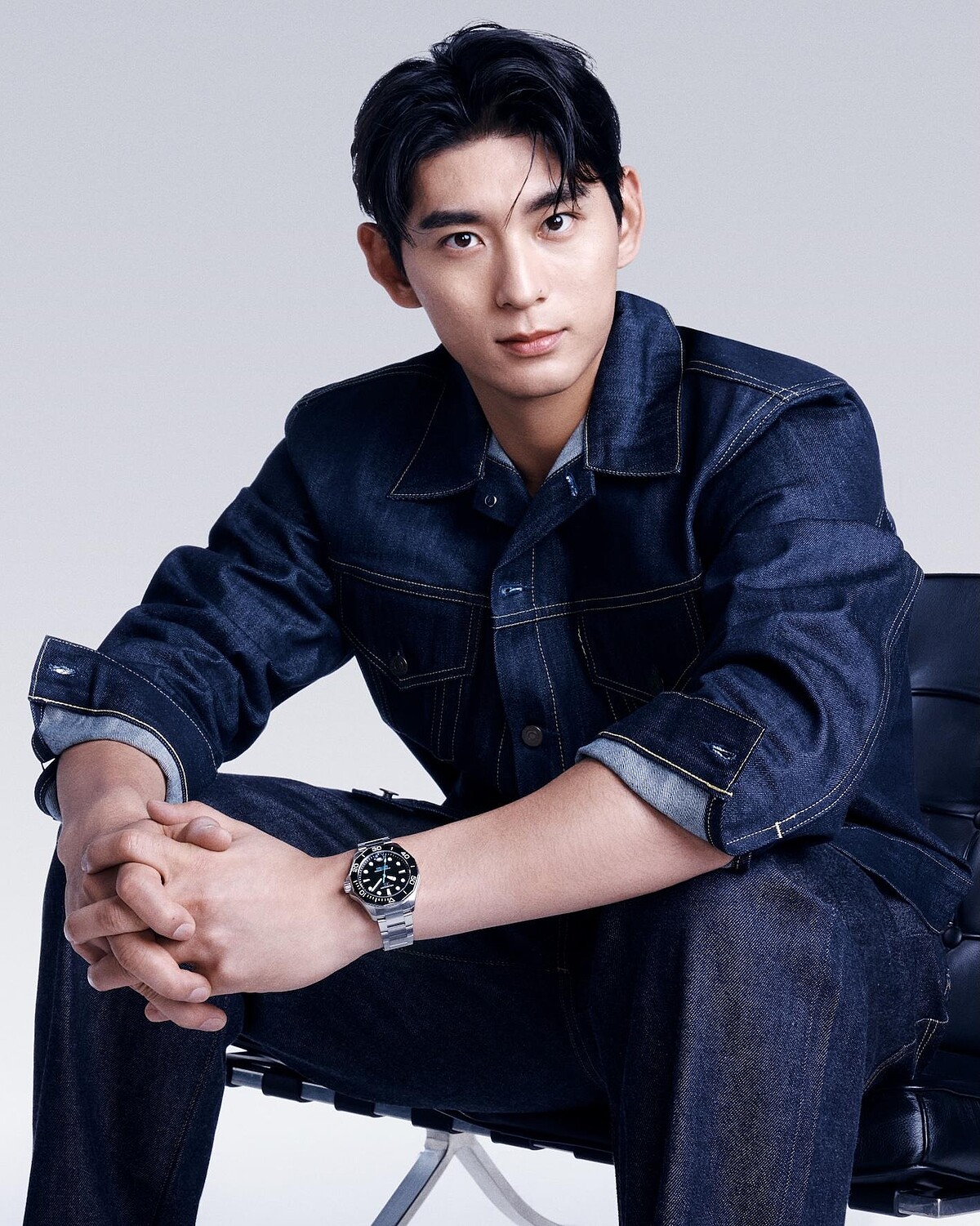 TAG Heuer品牌大使李政厚形象照_佩戴Aquaracer Professional 300日期腕錶