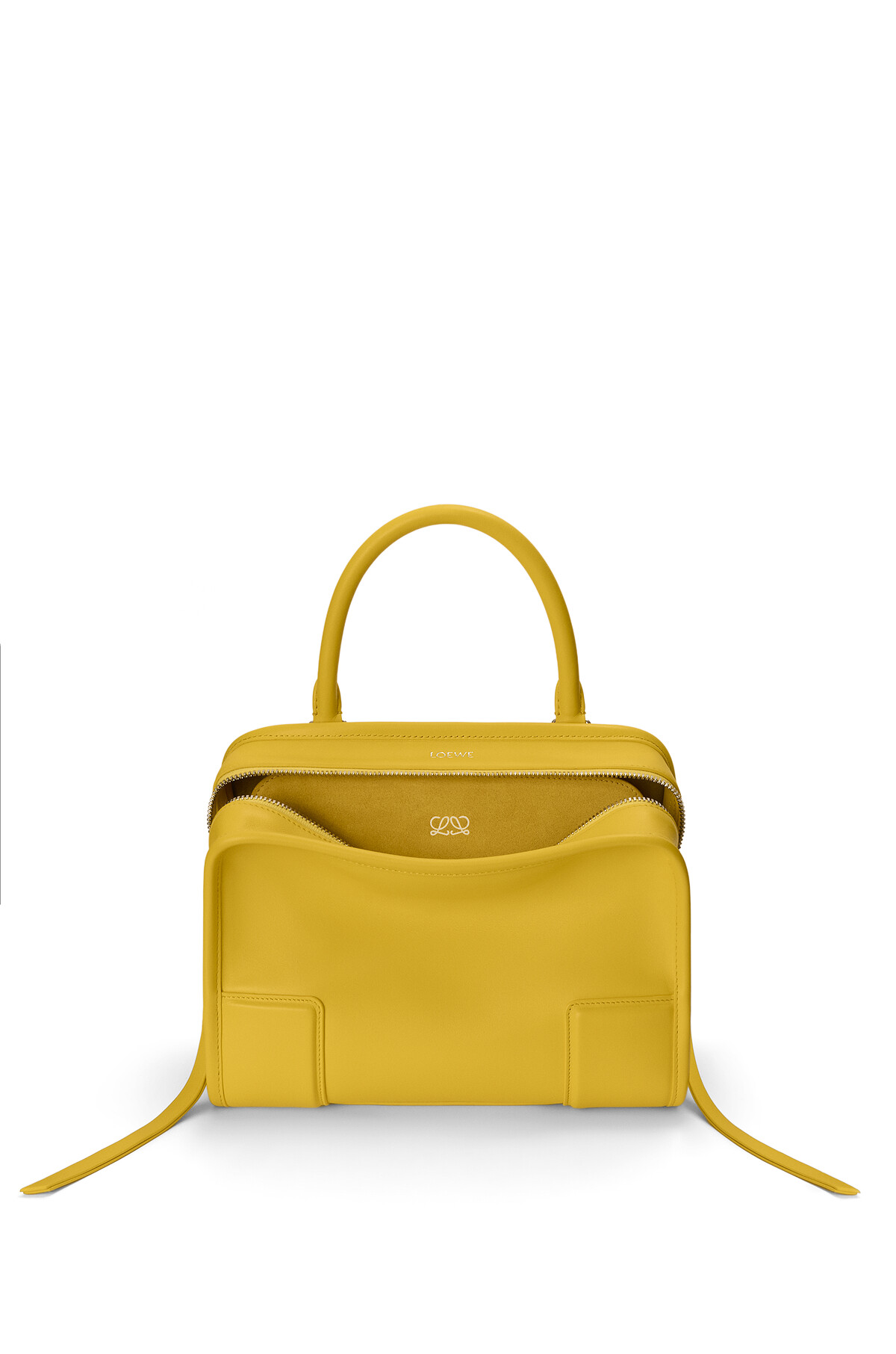 Small Amazona 180 bag in soft calfskin NT$153,000