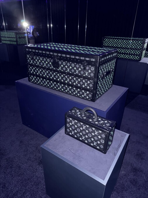 Courrier Lozine 95 Low Monogram Firefly，NT$2,710,000