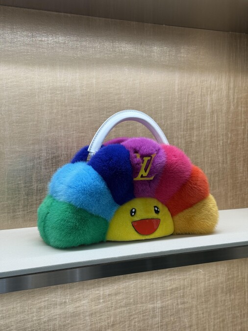 Capucines EW Rainbow村上隆彩虹花提包，NT$930,000