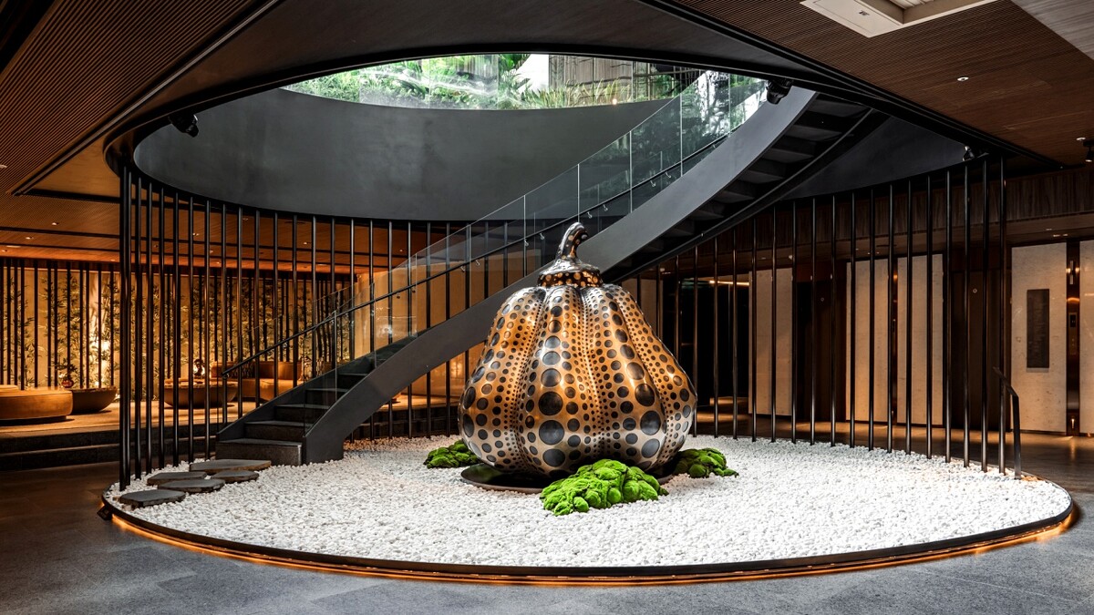漢來日月行館藝術品-草間彌生《南瓜》