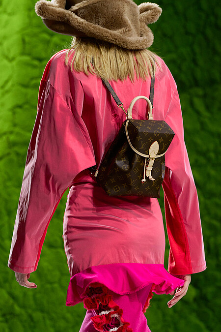 Louis Vuitton AW26包款設計。