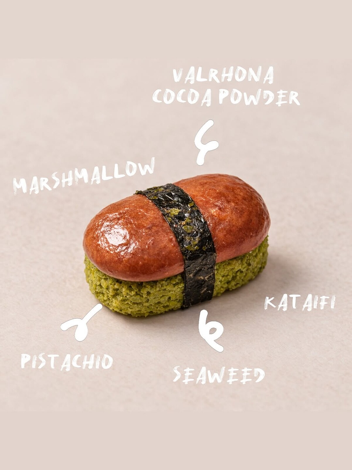 尷尬司康的杜拜巧克力壽司（圖片來源／embarrassing_scone IG）