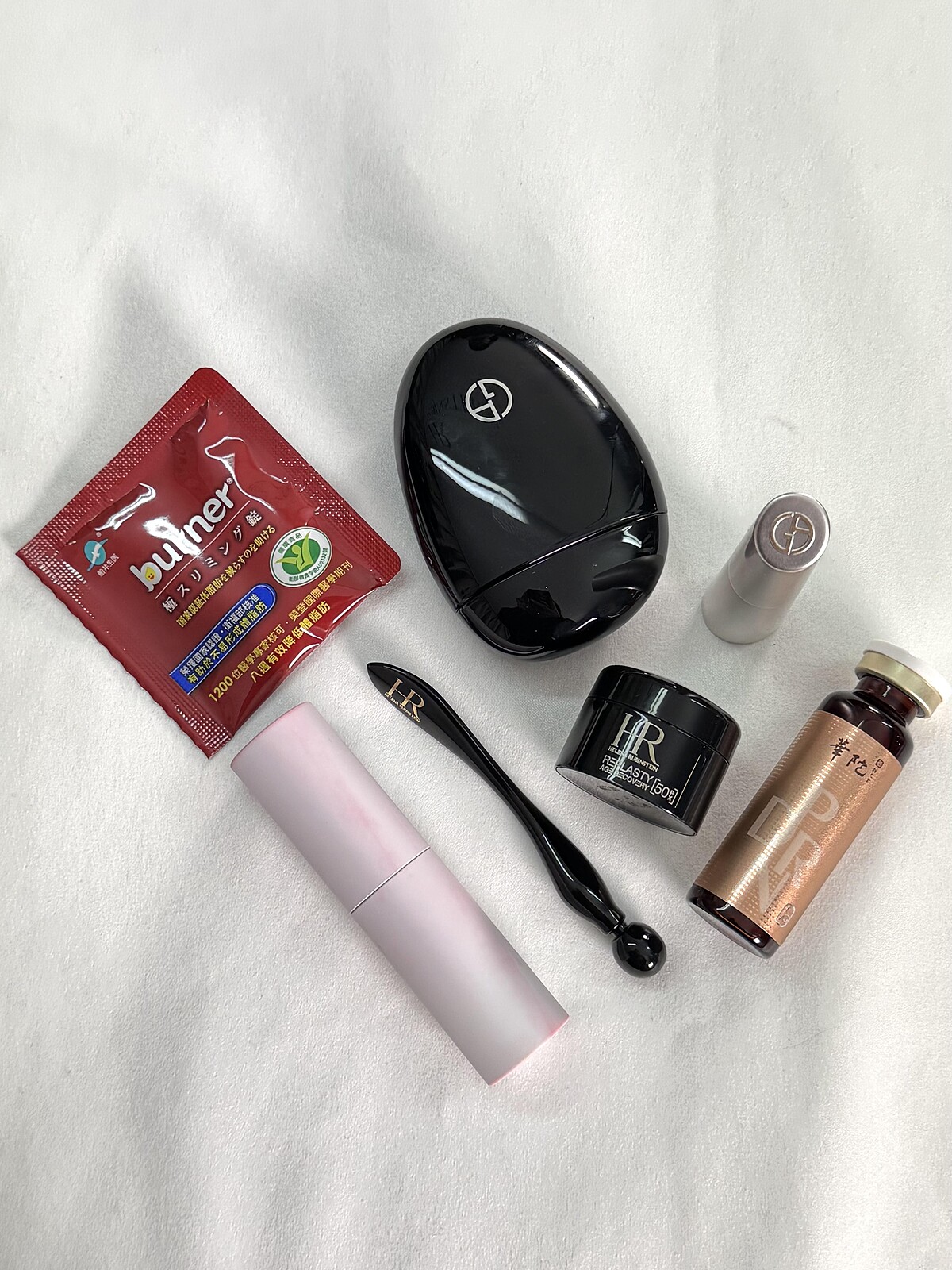 Photo/ Olivia,林心如包包必备的6样小物。