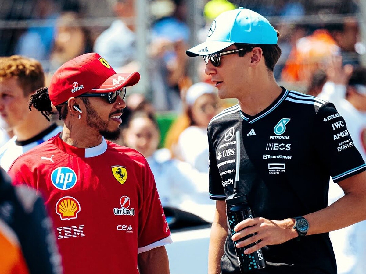 看著曾是賓士車隊王牌 Lewis Hamilton 的背影，George Russell 現在也成了車隊一哥。