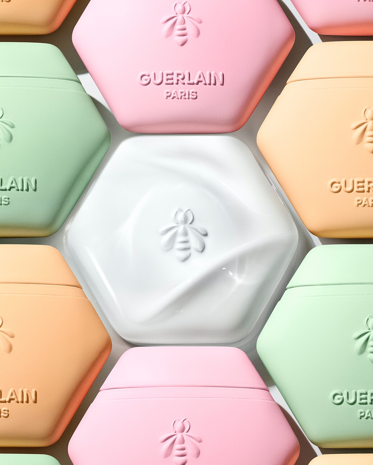 嬌蘭花草水語護手霜視覺圖。