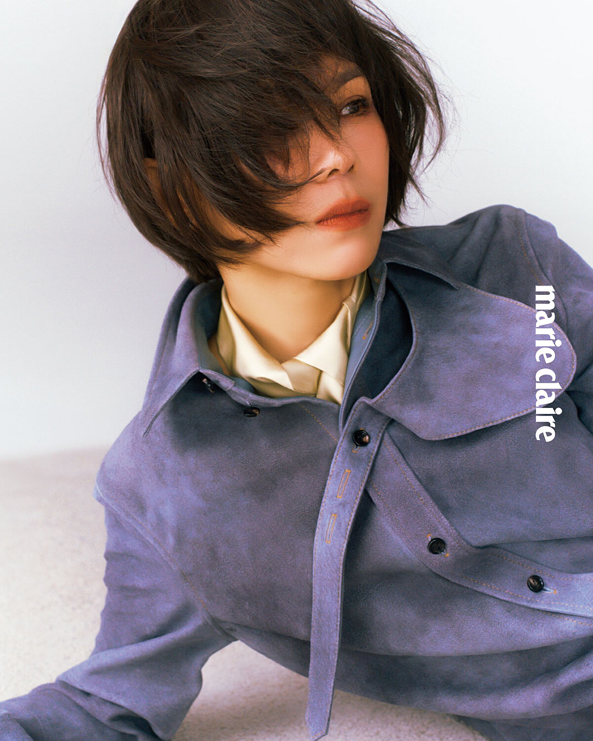 麂皮造型夾克，Bottega Veneta。