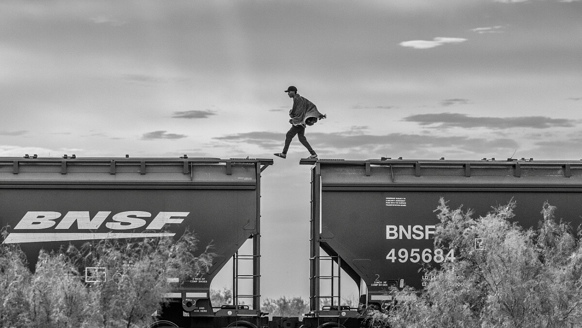 2025「LOBA」徠卡奧斯卡巴納克攝影獎，臺北徠卡之家展出：一邊是邊境、一邊是餐桌，影像如何記錄我們正在拉開的距離