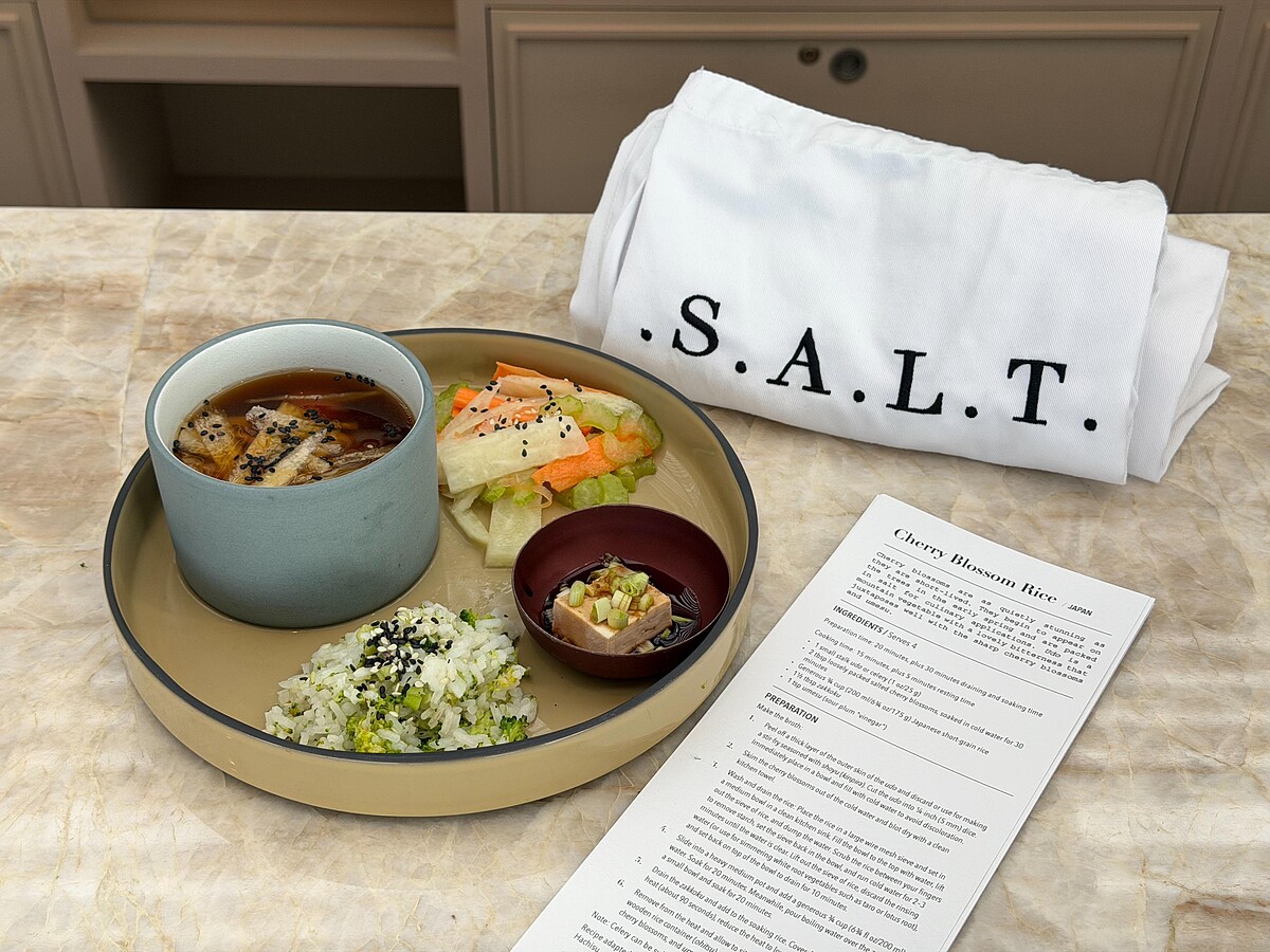 Silversea獨有的S.A.L.T. Program中的S.A.L.T. Kitchen可以體驗在地食材料理。