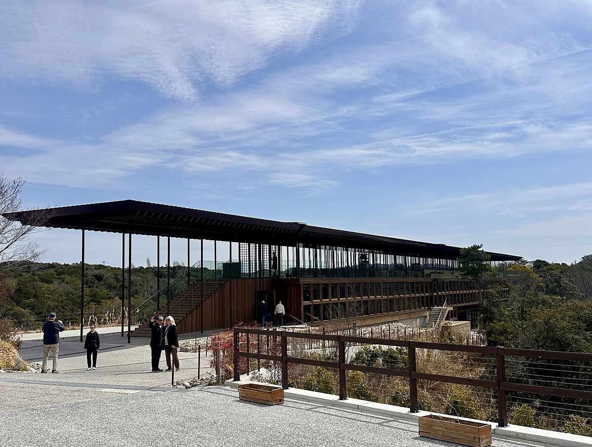 在Silver Nova這趟行程,還可以報名由普立玆克建築獎得主坂茂設計的淡路島禪坊靖寧午餐工作坊