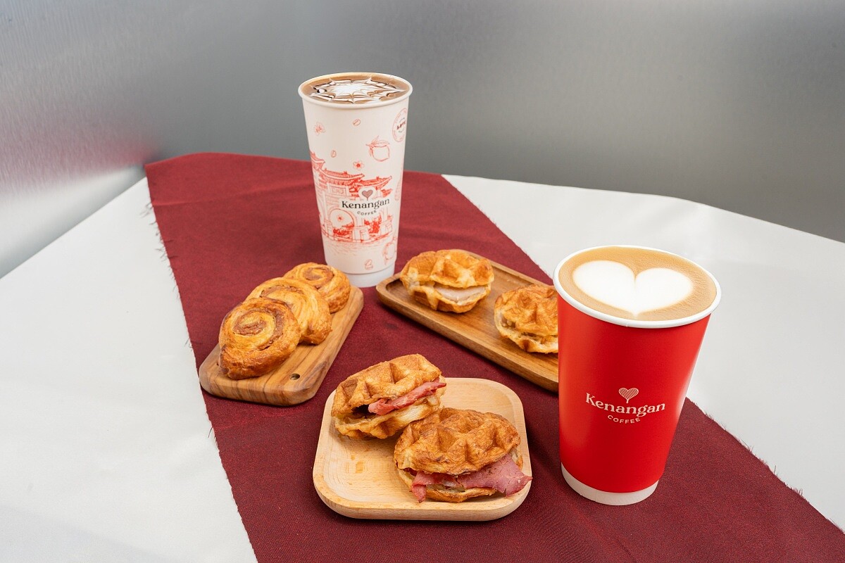 「凱娜克咖啡」的輕食線也同樣延續印尼血脈。