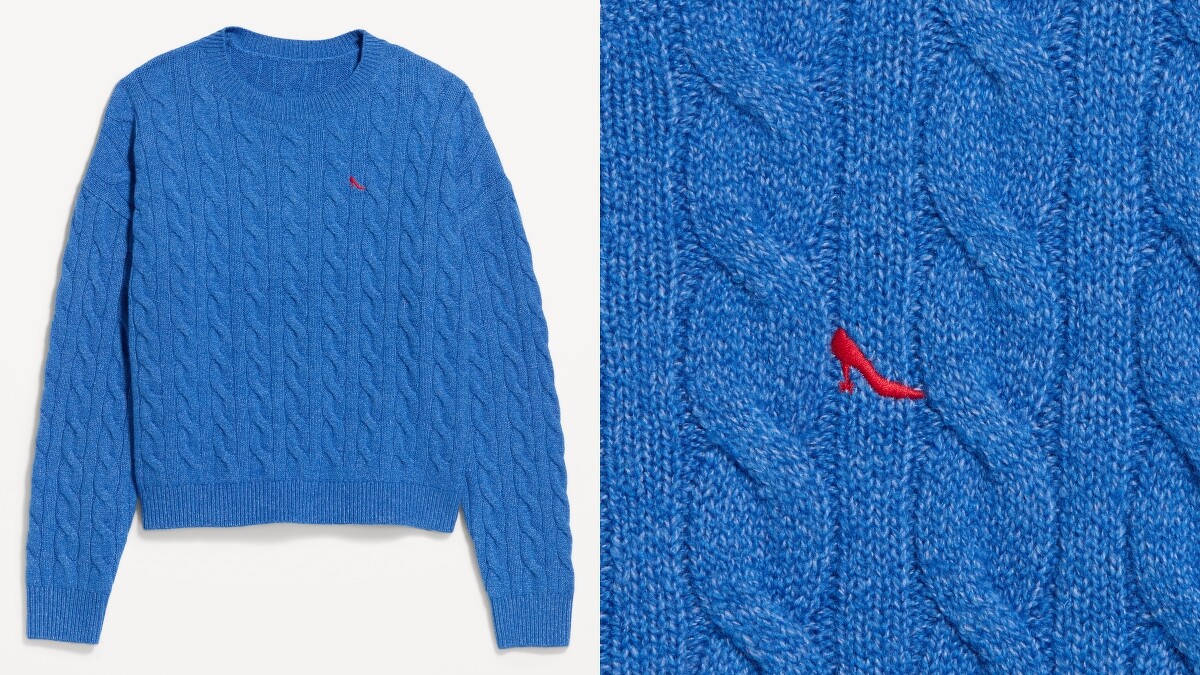 Old Navy x The Devil Wears Prada 天空藍毛衣 美金49.99（約台幣1,589）