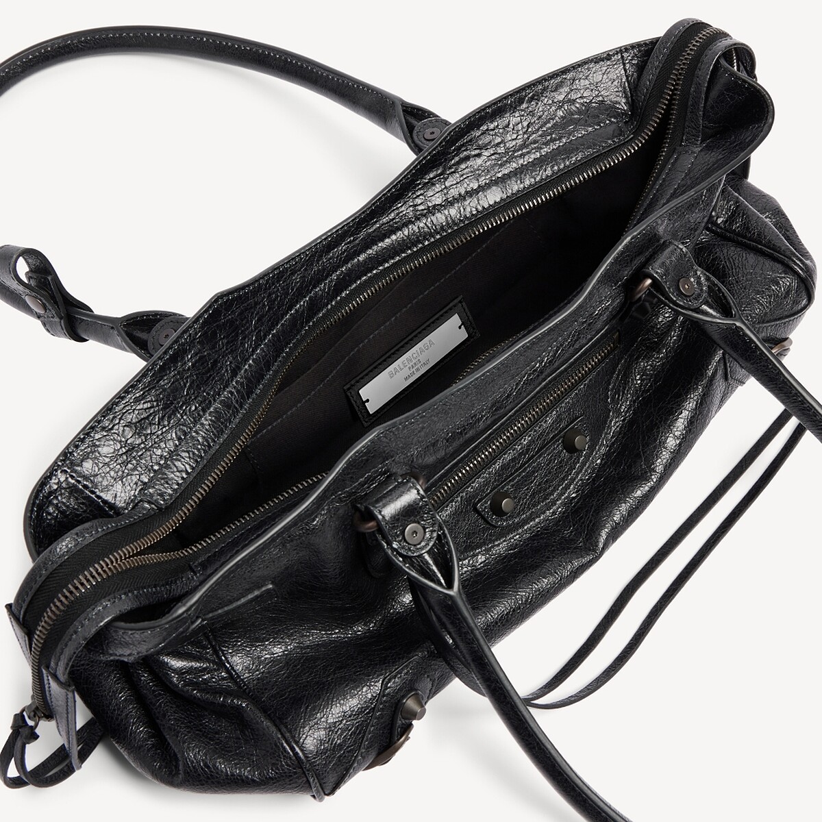 Balenciaga Le City Bag East-west in Black NT.75,600