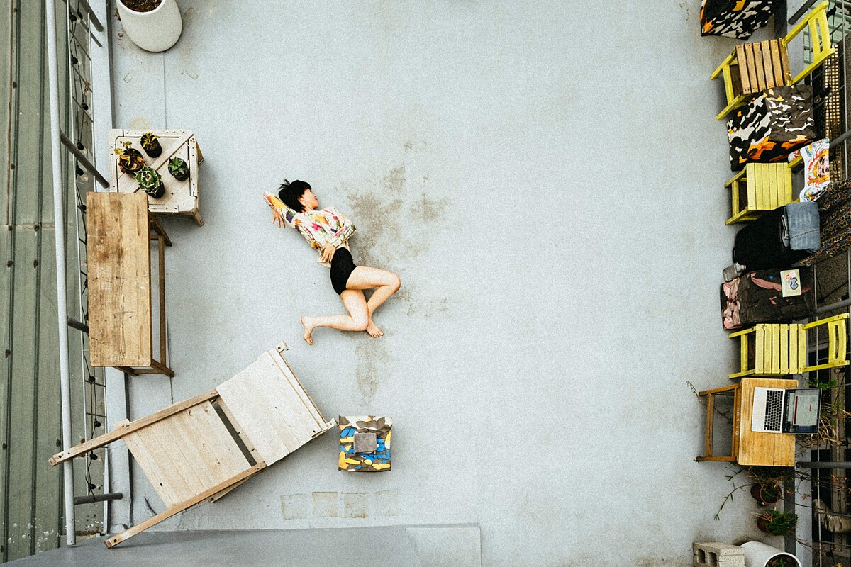 首屆身體實驗藝術節《不連續處方箋》節目「清洗日記」攝影師：蘇玟羽
