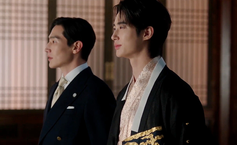 《21世紀大君夫人》總理魯常泫和大君邊佑錫的Bromance很好嗑?