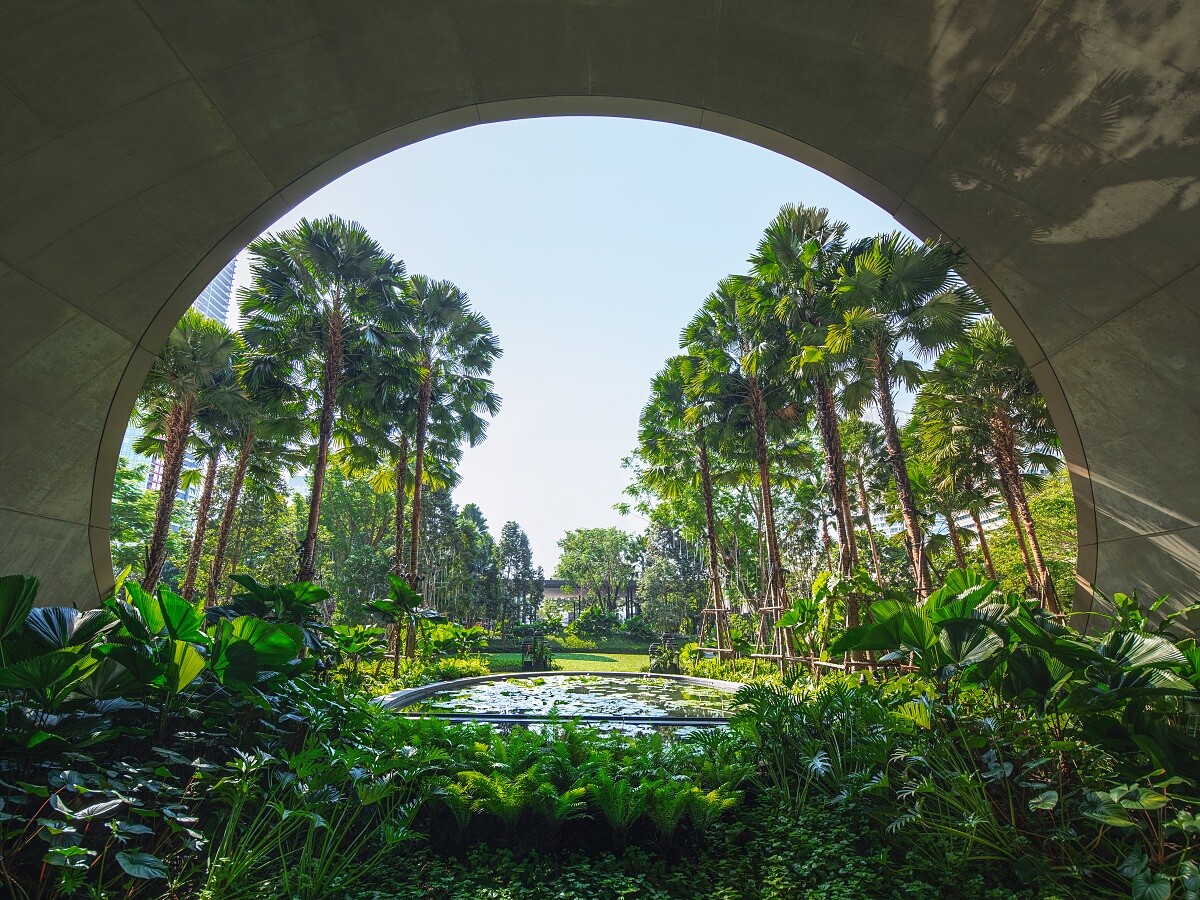 飯店入口景色。