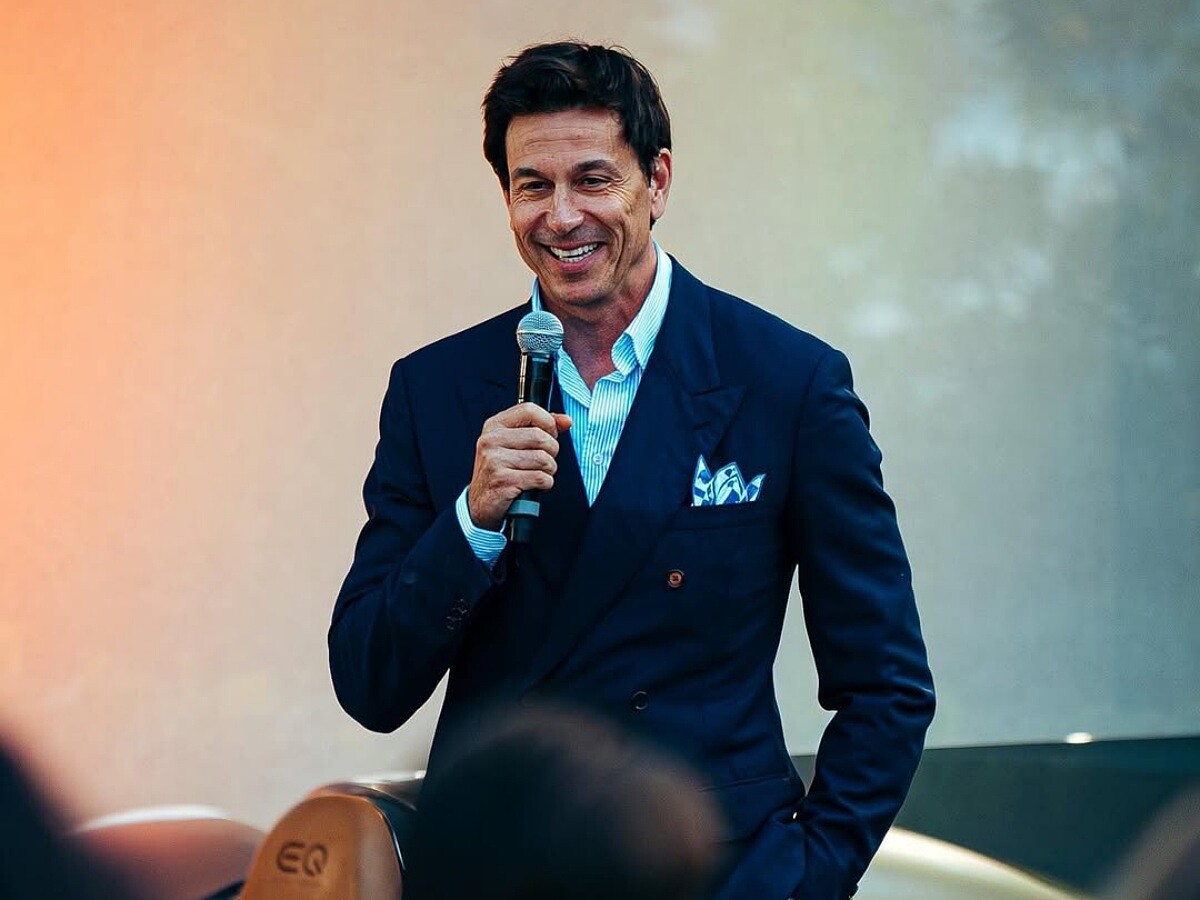 Toto Wolff 擅長管理人，樂於把高壓環境當作舒適圈。