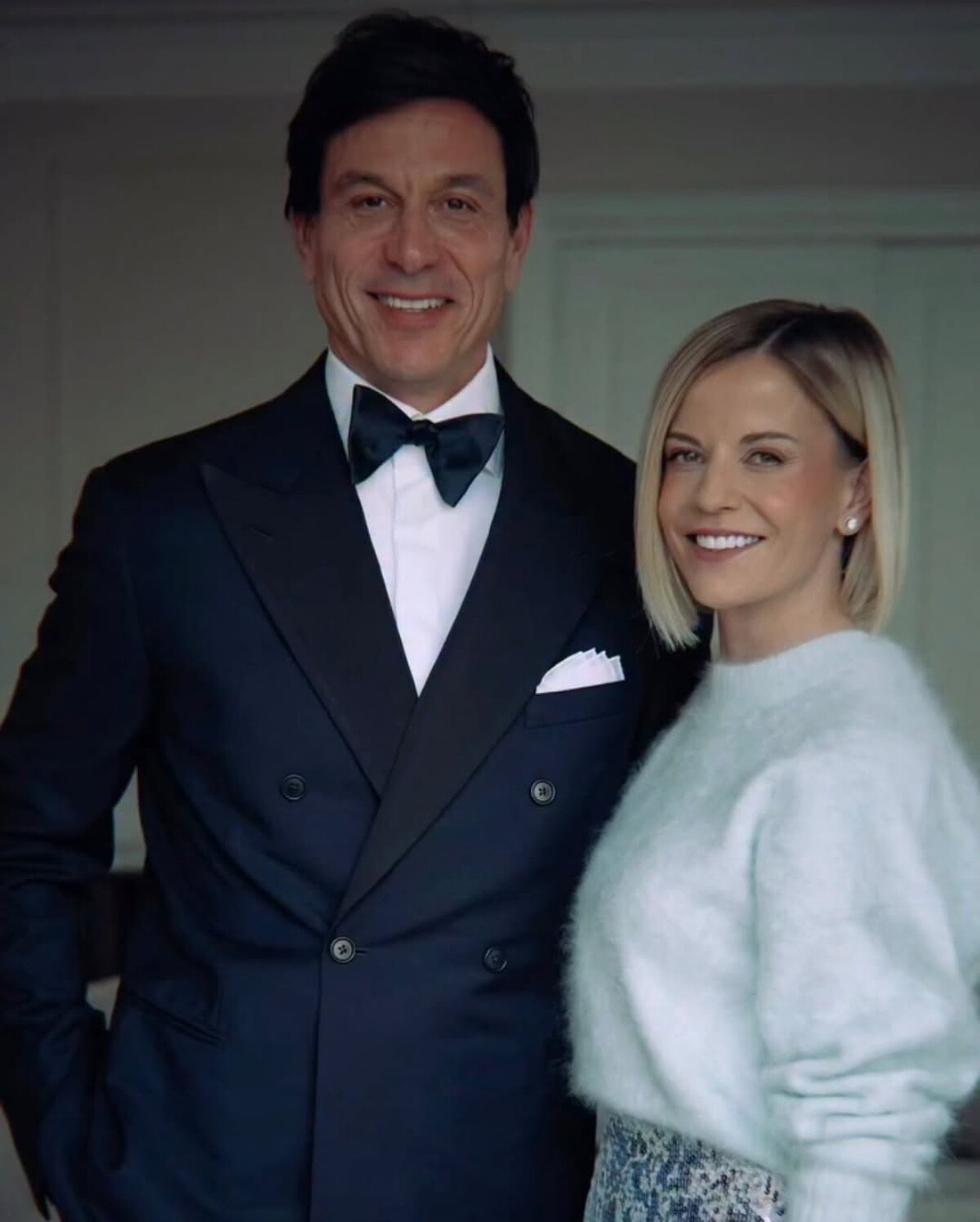 Toto Wolff 說妻子 Susie Wolff 是他心目中的英雄，兩人結婚超過15年，依然甜蜜。
