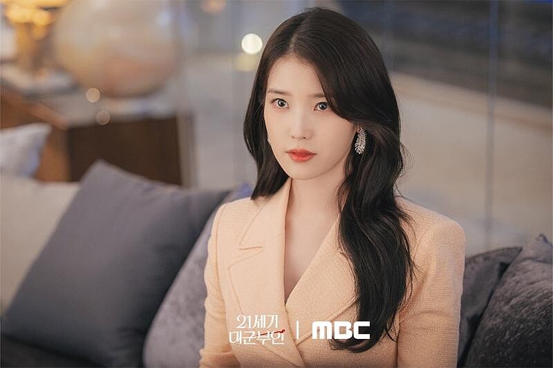 《21世紀大君夫人》IU
