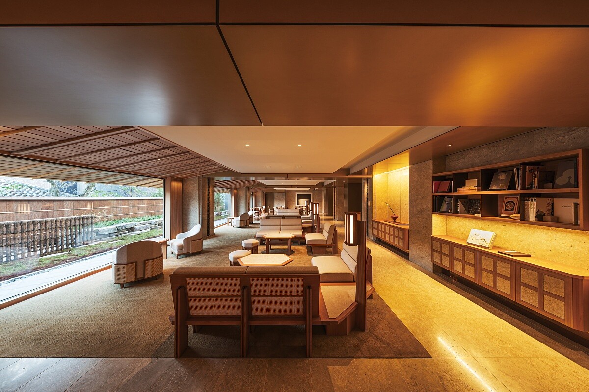 Lounge 空間，優雅的當代日式氛圍。