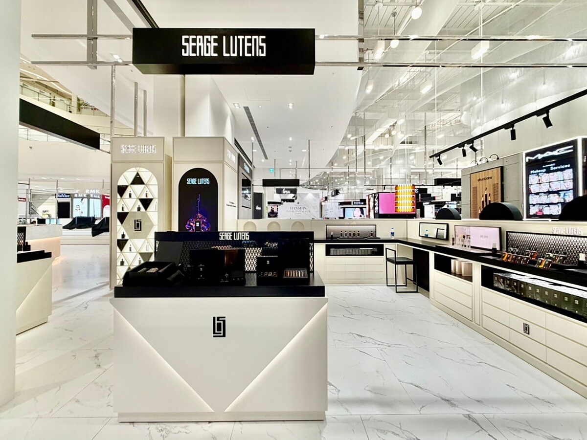 Serge Lutens形象專櫃進駐台中漢神洲際。