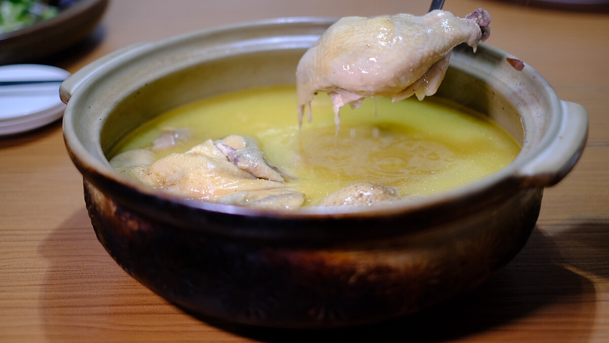 台北私廚秘境「法租界」改裝回歸！春季菜單5大亮點，靈魂招牌「黃金雞湯」必吃