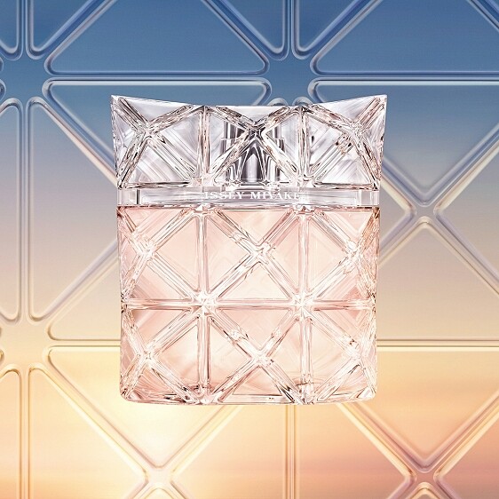 ISSEY MIYAKE三宅一生曙光淡香精形象圖。