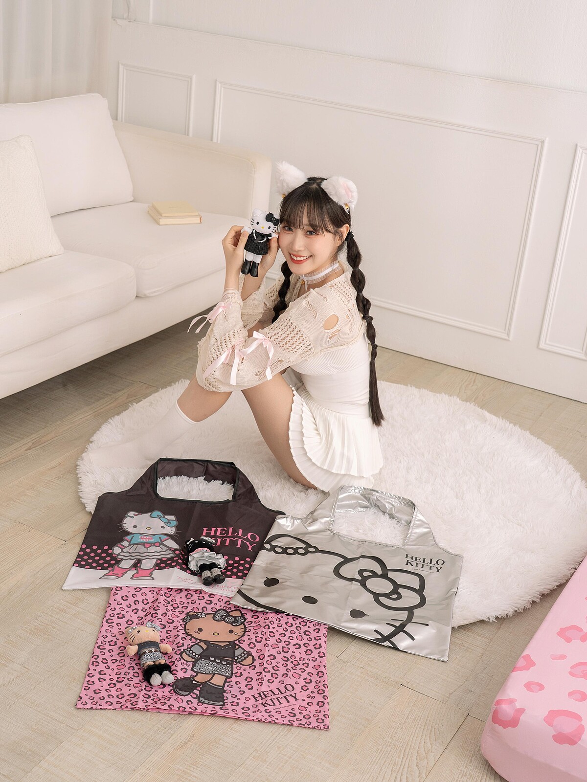 購物袋+15cm絨毛吊飾（圖片來源／7-11提供）