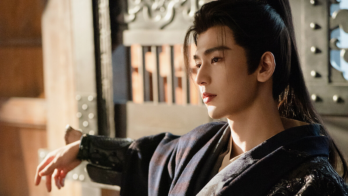 不可能追了《逐玉》還沒愛上張凌赫吧？盤點10位「一部劇爆紅」男神陸劇：《陳情令》把王一博與肖戰捧上人氣巔峰