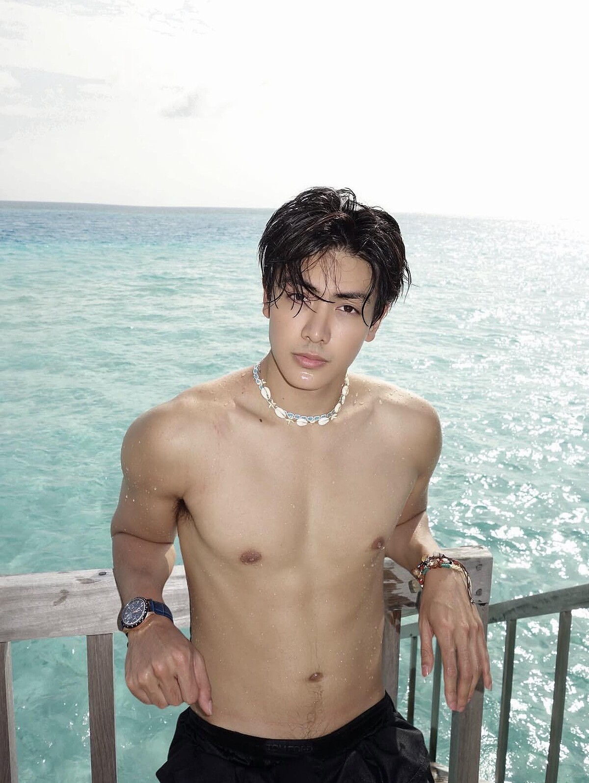 Joong壞痞魅力誘人