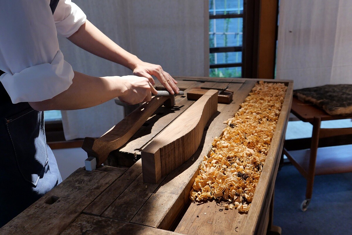 手作展示區可以親自嘗試椅子結構的施作過程。