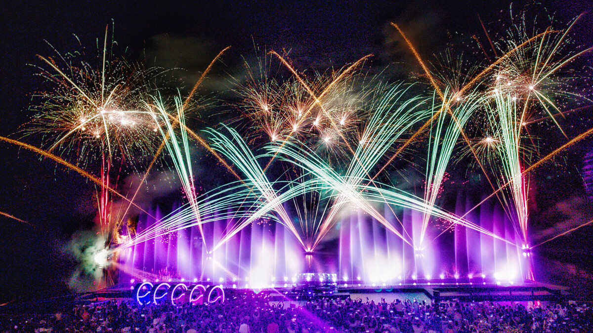 2026碧潭水舞季攻略！55 米水幕雷射、「水上鋼鐵人」首演、300秒閉幕煙火、周日限定市集亮點全收錄