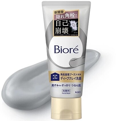 蜜妮Deep Clay洗面乳。